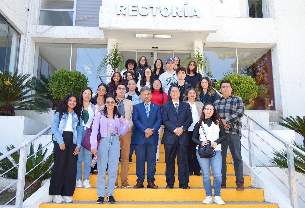 Cursan estudiantes de intercambio nacional e internacional un semestre en la UATx